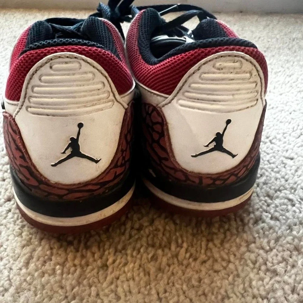 Jordan Retro Red Size 2.5